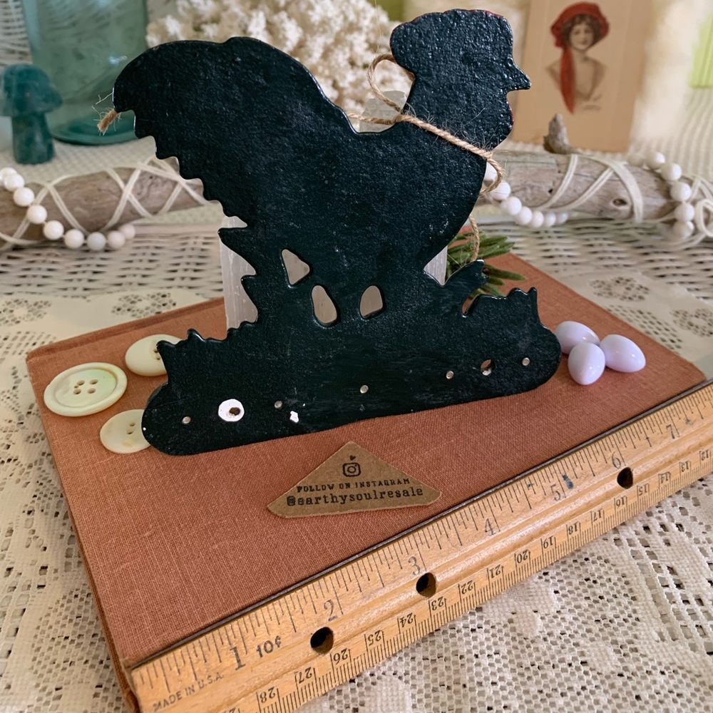 Vintage Key Rack 🐓 - Picture 6 of 10